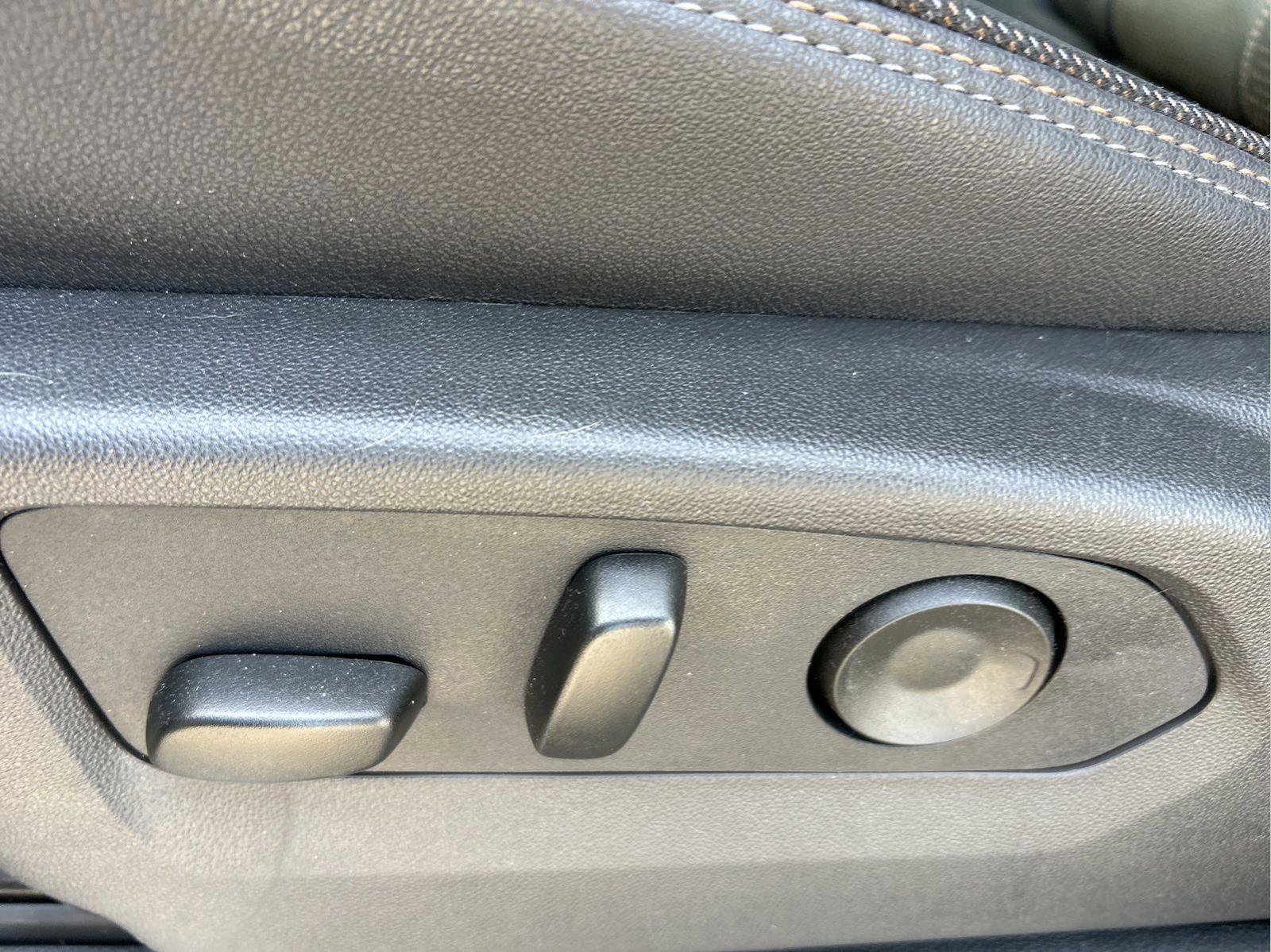 Used 2025 Chevrolet Silverado 1500 High Country w/ High Country Premium Package image 25