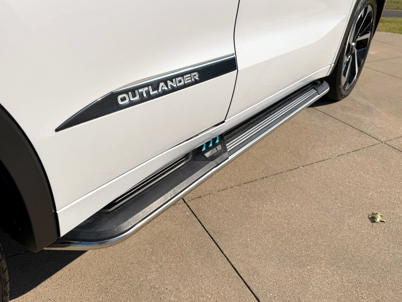 Used 2024 Mitsubishi Outlander SEL AWD/4WD image 9