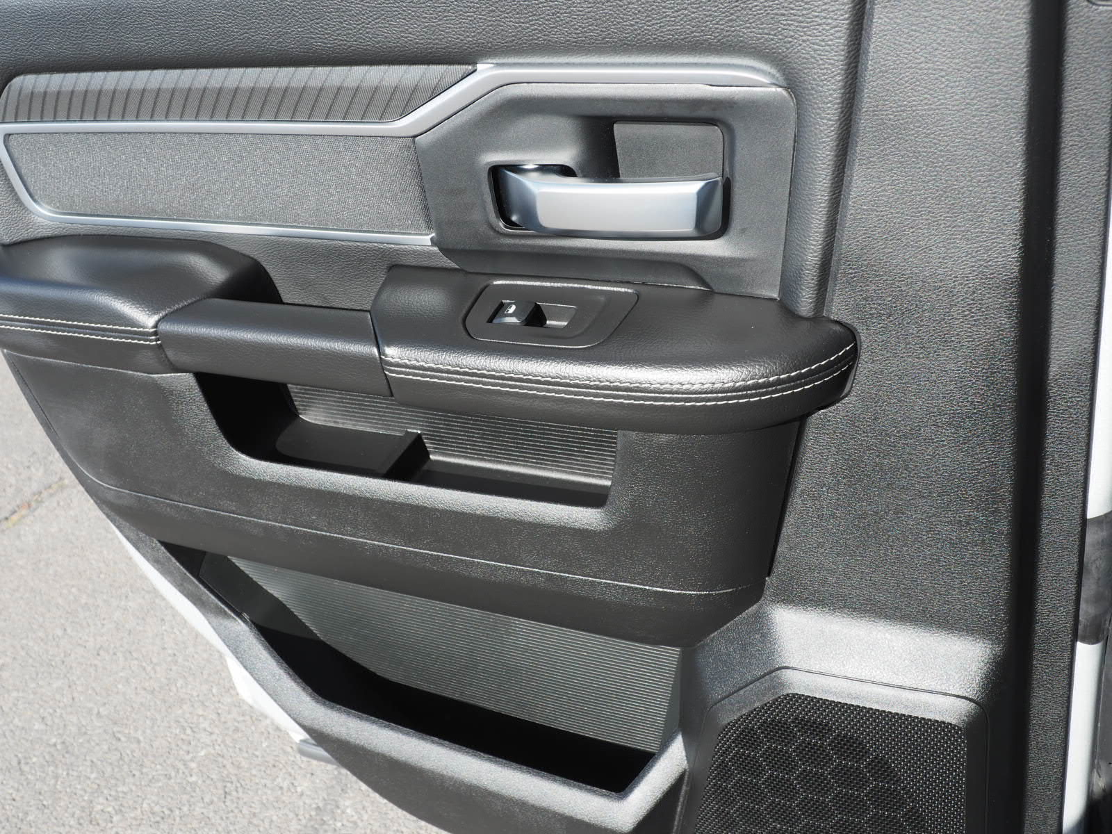 Used 2025 RAM 3500 Big Horn image 16