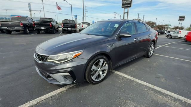 Used 2019 Kia Optima S w/ S Panoramic Sunroof Package FWD image 4