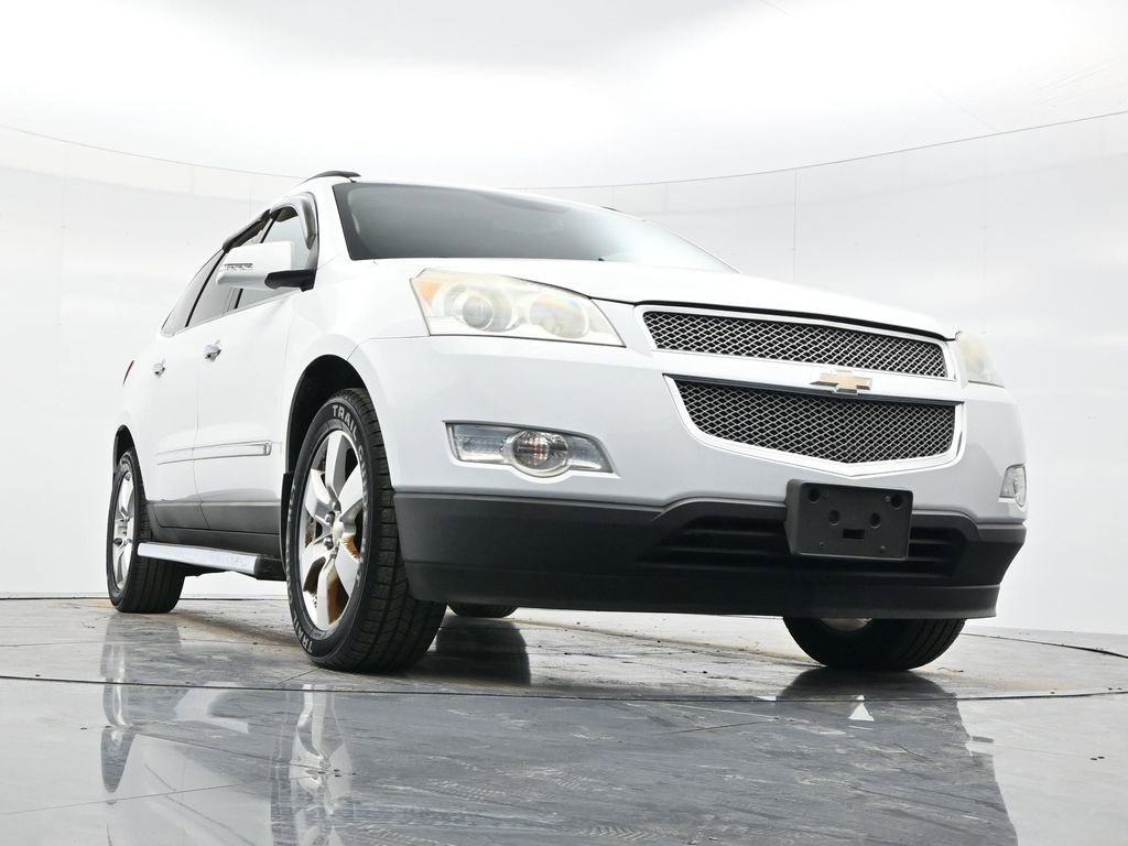 Used 2009 Chevrolet Traverse LTZ image 54