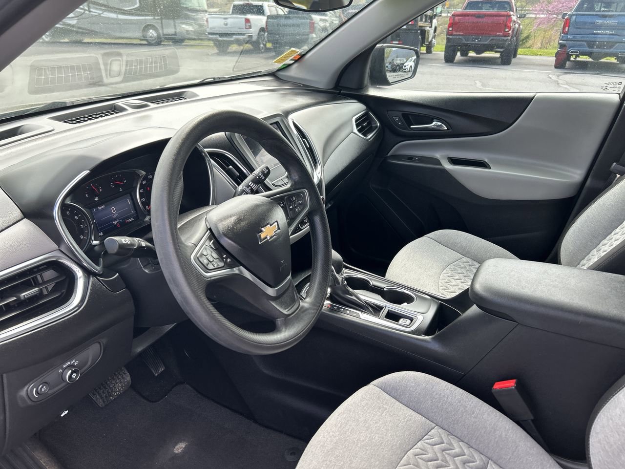 Used 2023 Chevrolet Equinox LS w/ LS Convenience Package AWD/4WD image 25