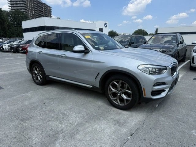 Used 2021 BMW X3 xDrive30i w/ Premium Package AWD/4WD image 2