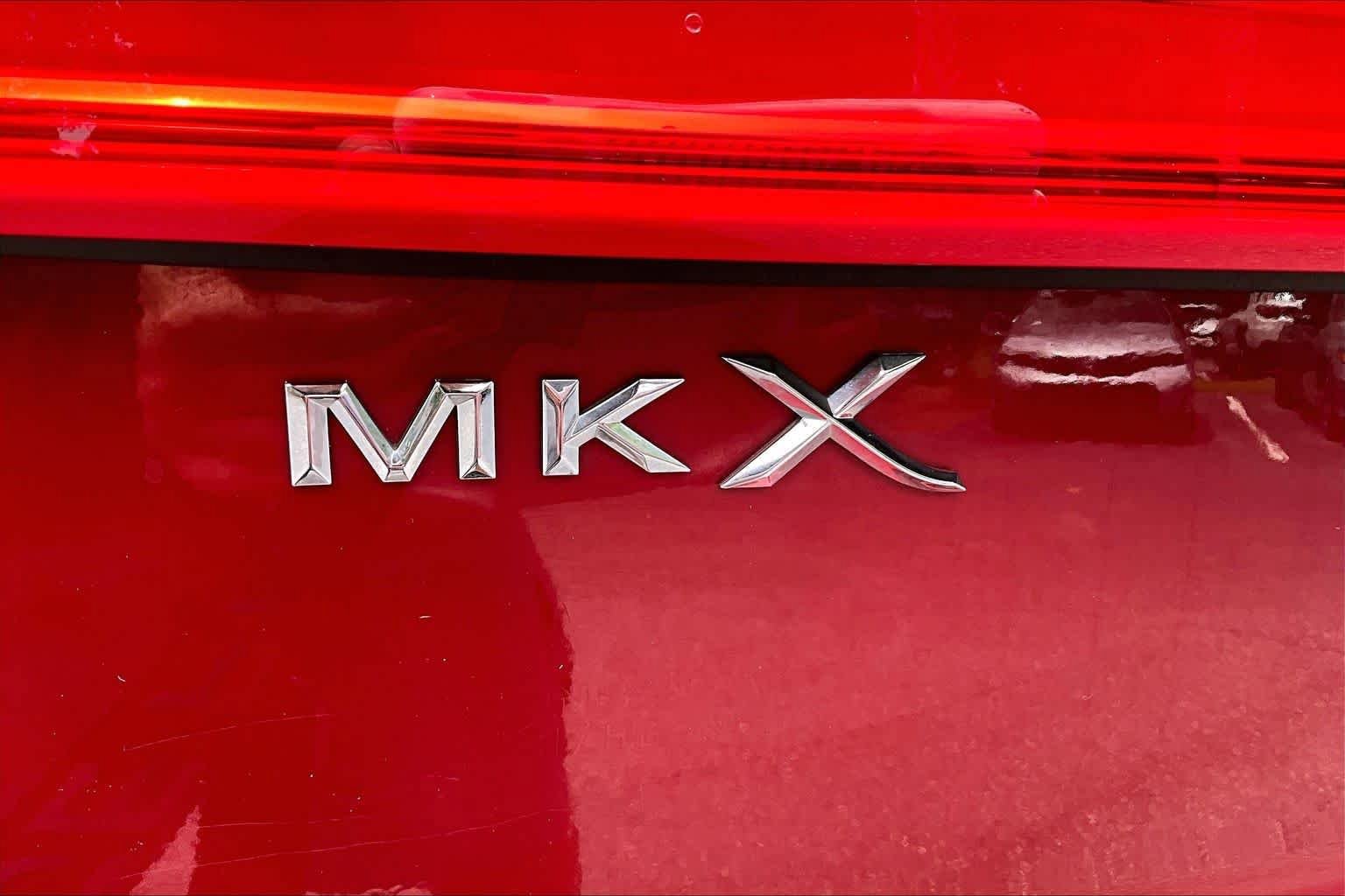 Used 2018 Lincoln MKX Reserve w/ Driver Assistance Package FWD image 10