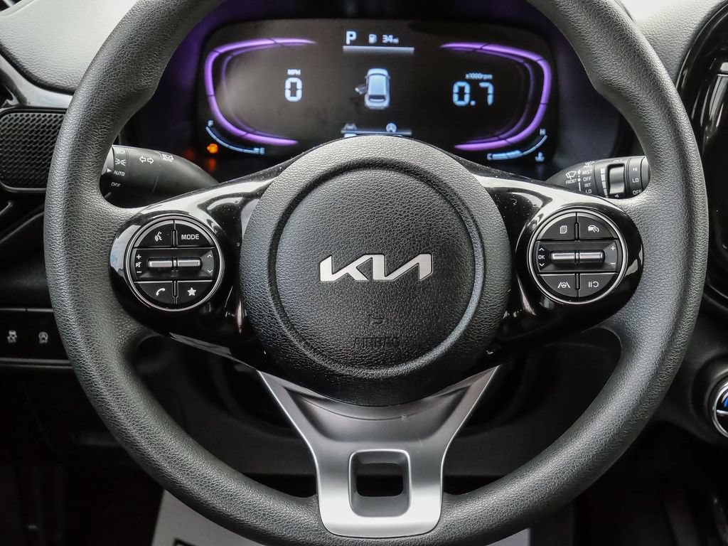 Used 2025 Kia Soul S FWD image 25
