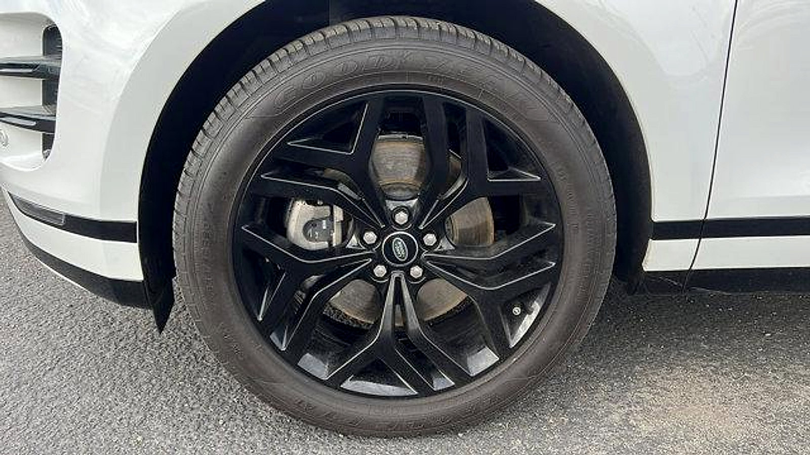 Used 2023 Land Rover Range Rover Evoque R-Dynamic S image 10