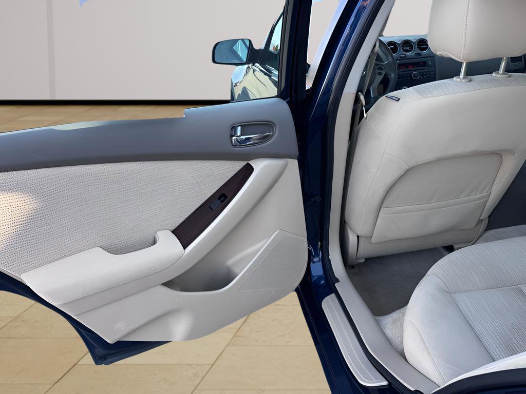 Used 2012 Nissan Altima 3.5 SR image 29