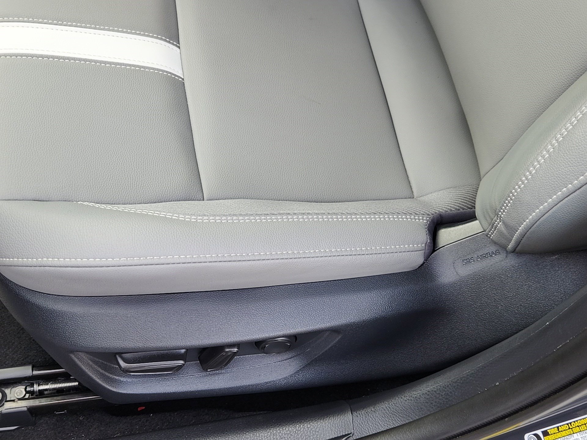 Certified 2025 Toyota Camry SE w/ Convenience Package image 19