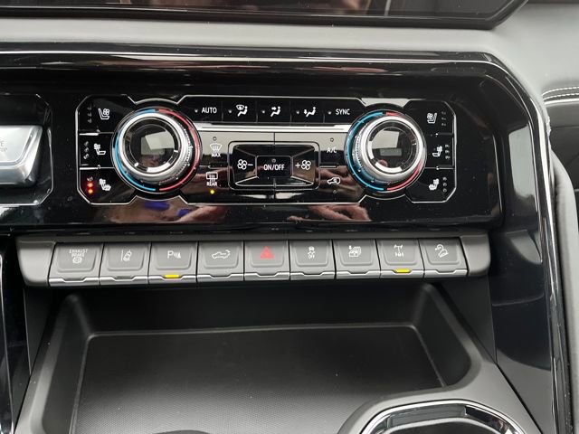 New 2026 GMC Sierra 2500 AT4X w/ LPO, Black Badging Package image 16