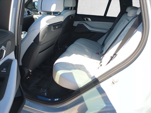 New 2026 BMW X5 xDrive40i w/ M Sport Package AWD/4WD image 16