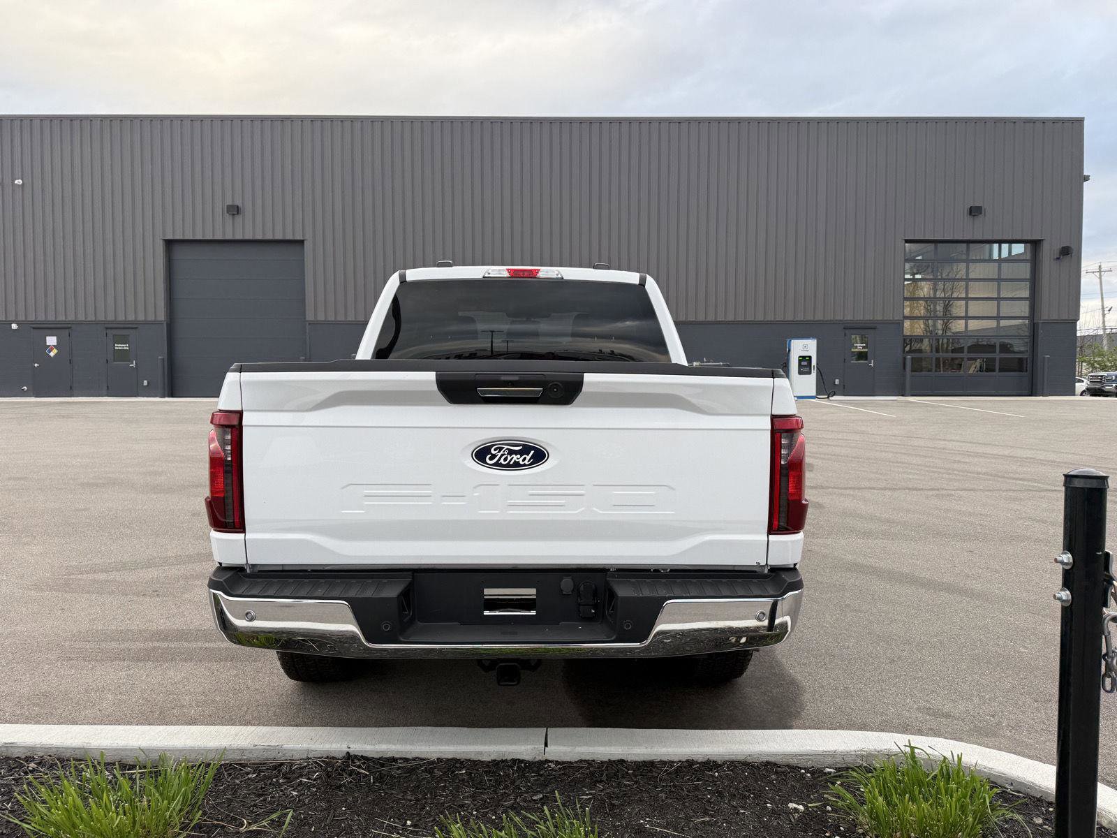 Used 2024 Ford F150 XLT w/ Mobile Office Package AWD/4WD image 4