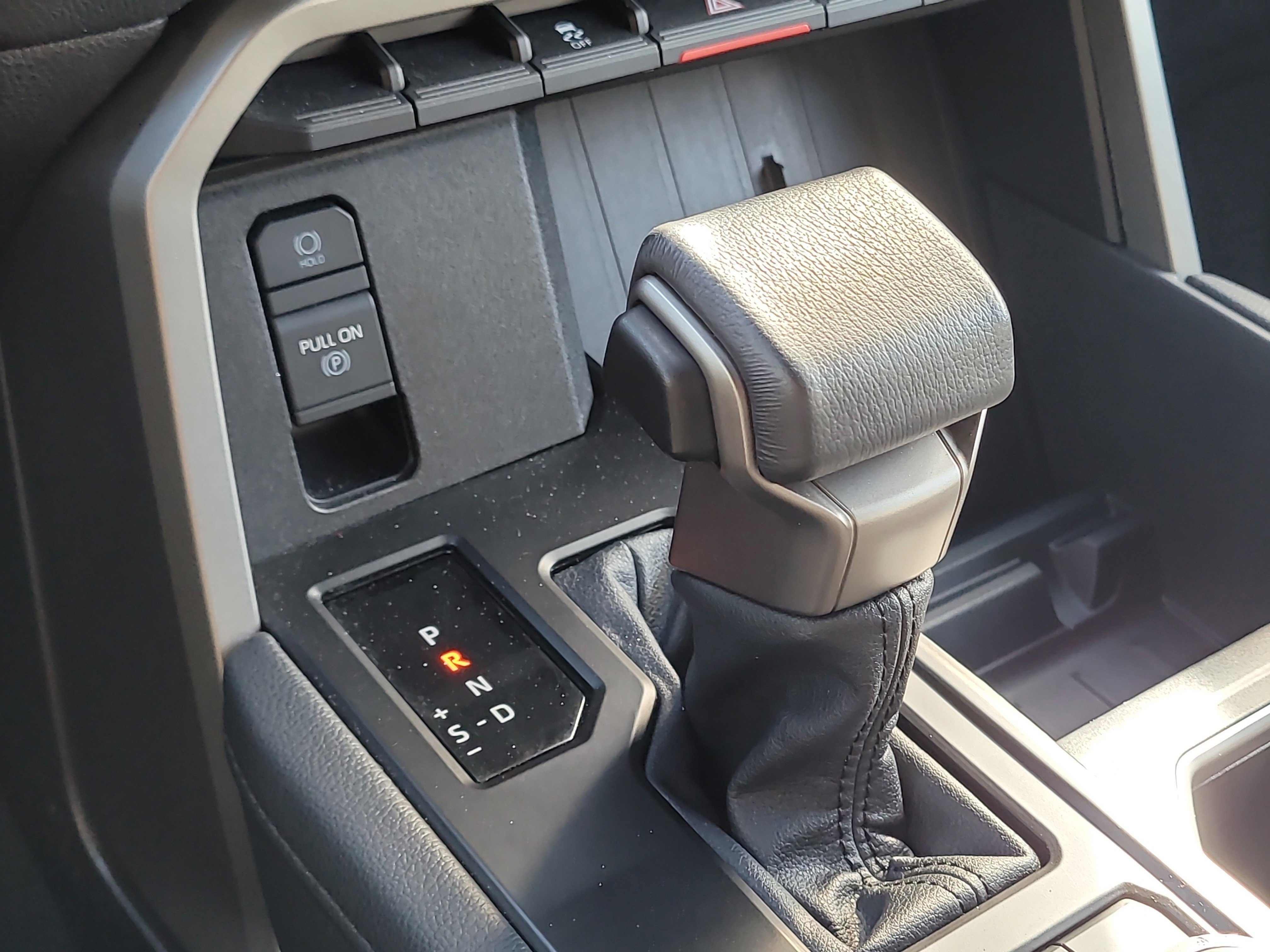 Used 2025 Toyota Tundra Limited image 28