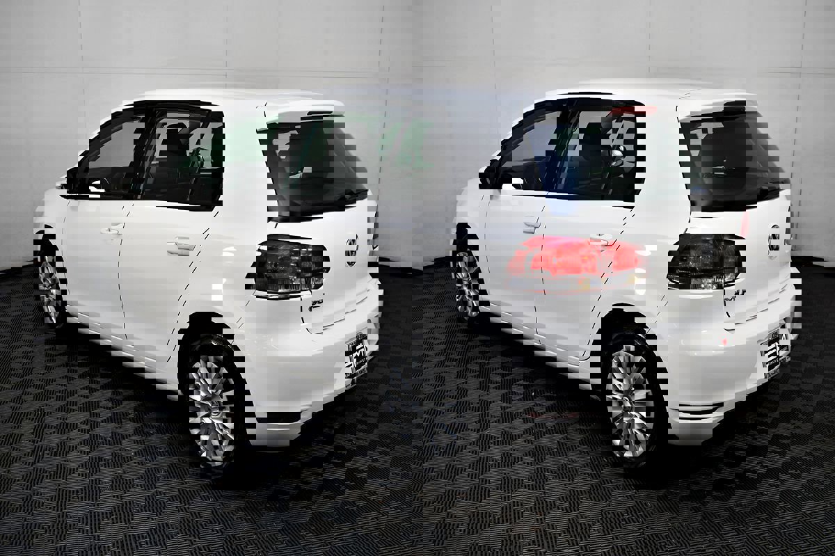 Used 2014 Volkswagen Golf 4-Door image 11