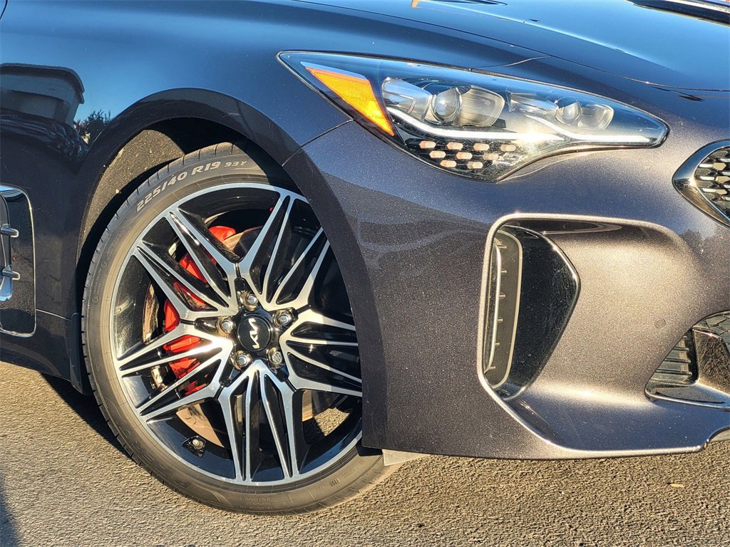 Used 2022 Kia Stinger GT2 image 4