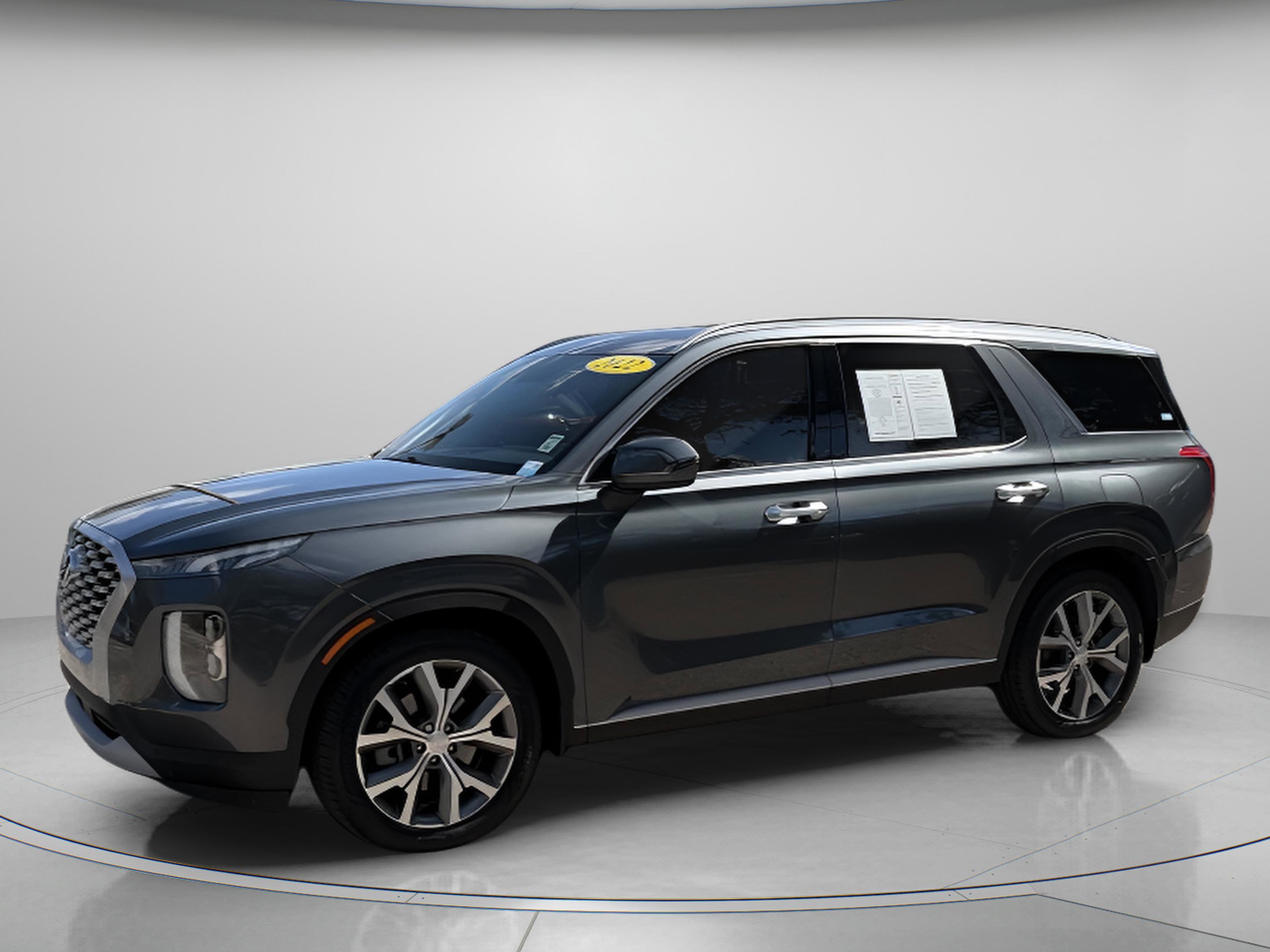 Used 2022 Hyundai Palisade SEL w/ Premium Package image 2