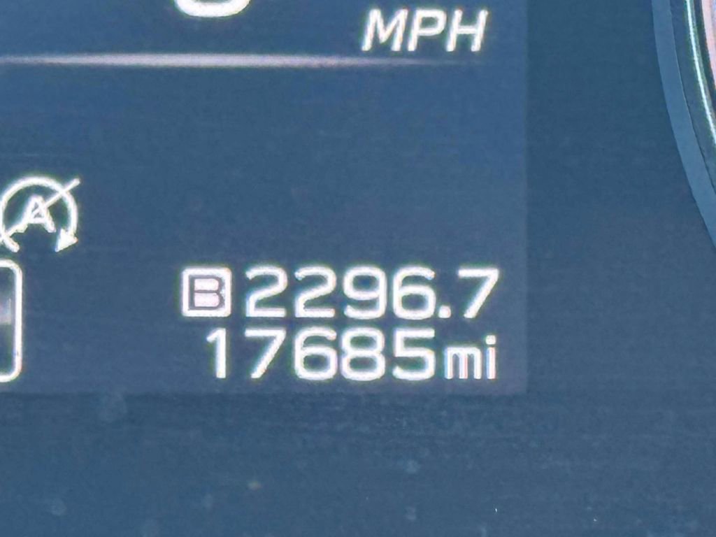 Used 2023 Subaru Outback Premium image 26