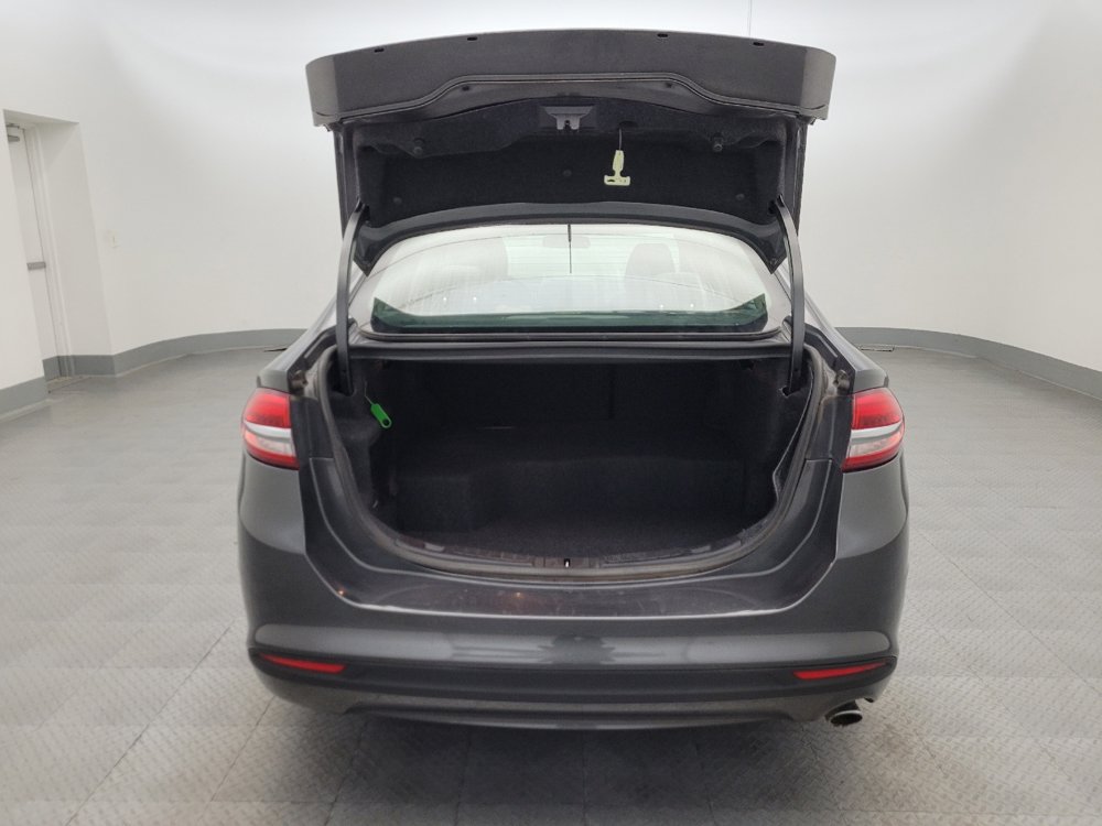 Used 2018 Ford Fusion S FWD image 29