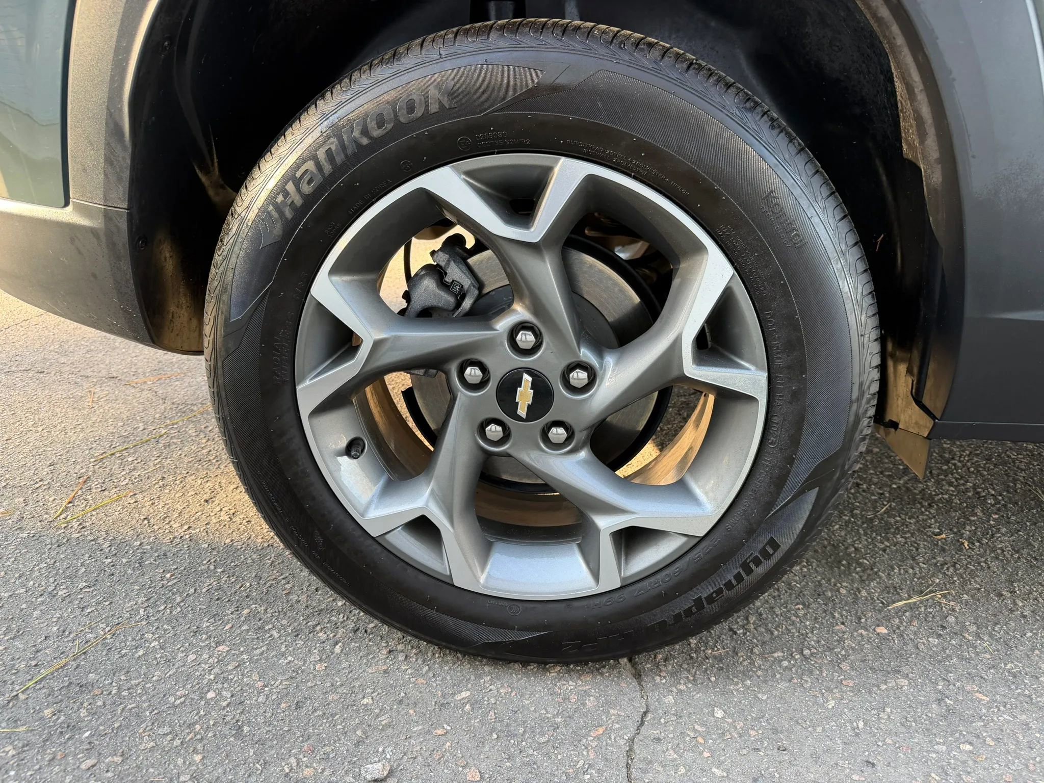 Used 2025 Chevrolet Trax LT w/ Driver Confidence Package image 30