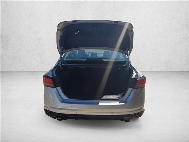 Used 2024 Nissan Altima 2.5 SR AWD/4WD image 6