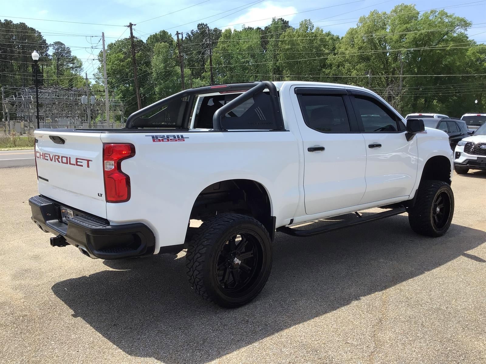 Used 2021 Chevrolet Silverado 1500 LT Trail Boss w/ Convenience Package II AWD/4WD image 7