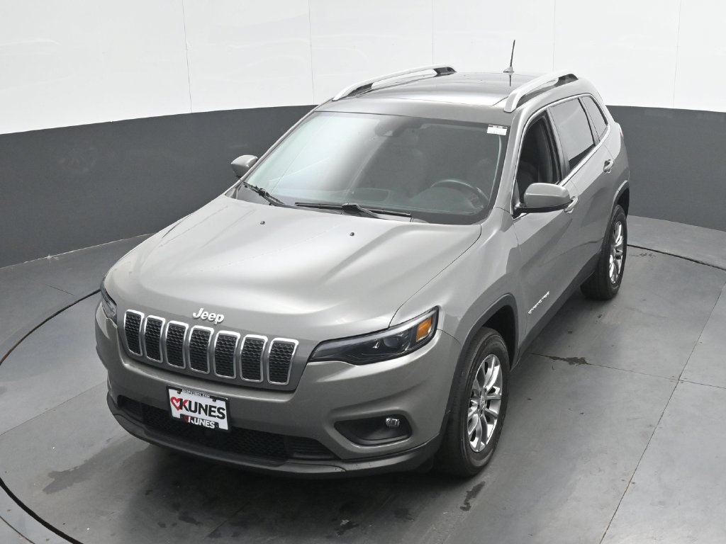 Used 2021 Jeep Cherokee Latitude Lux w/ Sun & Sound Group AWD/4WD image 38