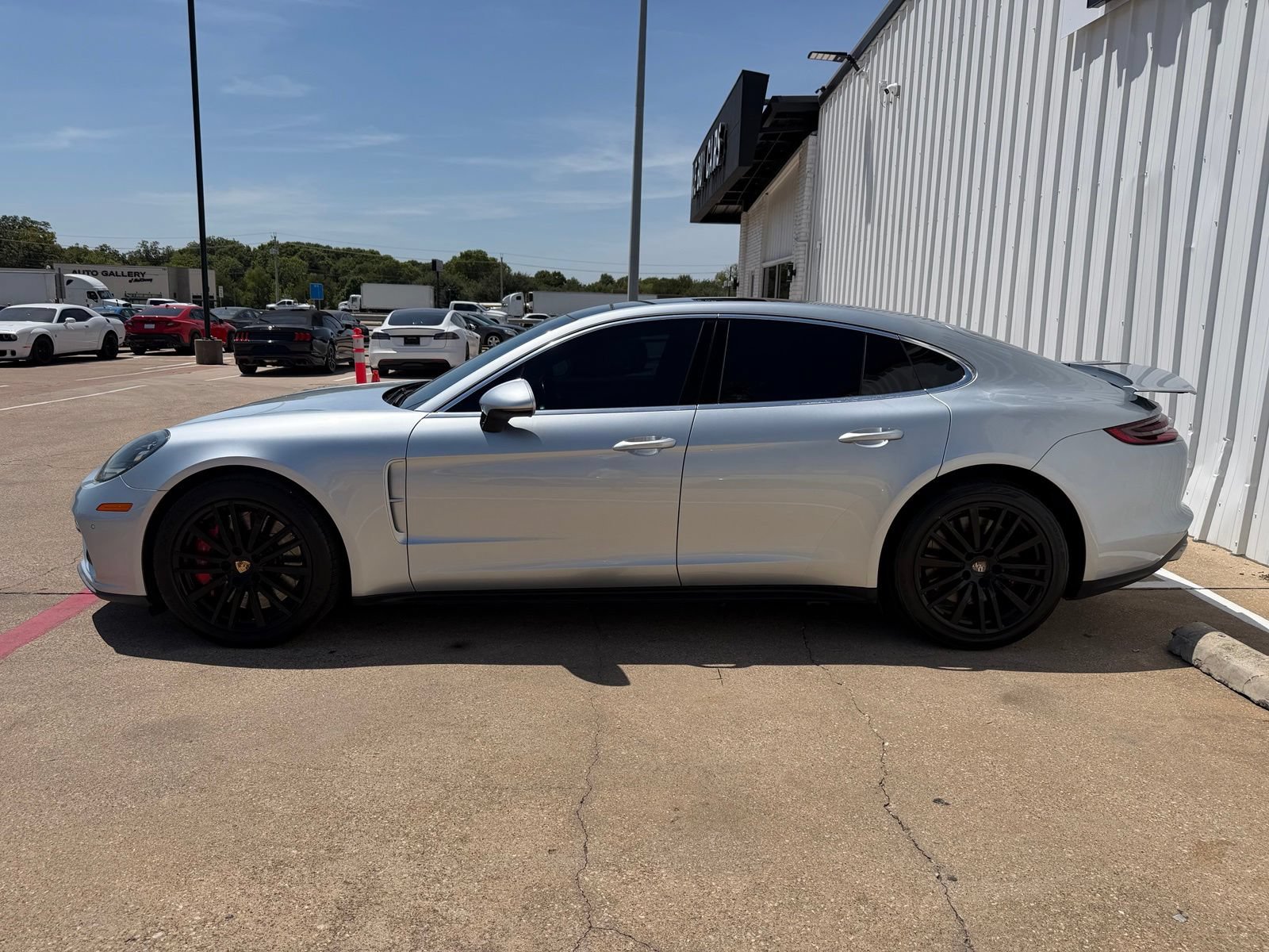 Used 2017 Porsche Panamera Turbo AWD/4WD image 3