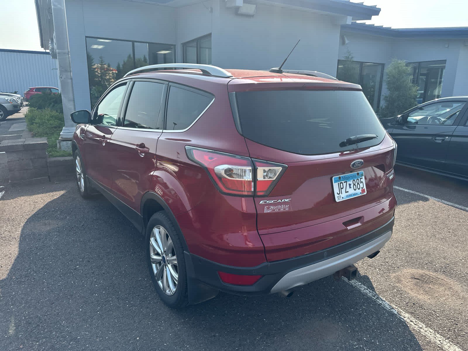 Used 2017 Ford Escape Titanium w/ Equipment Group 301A AWD/4WD image 2