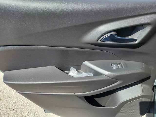 Used 2025 Chevrolet Trax LT FWD image 14