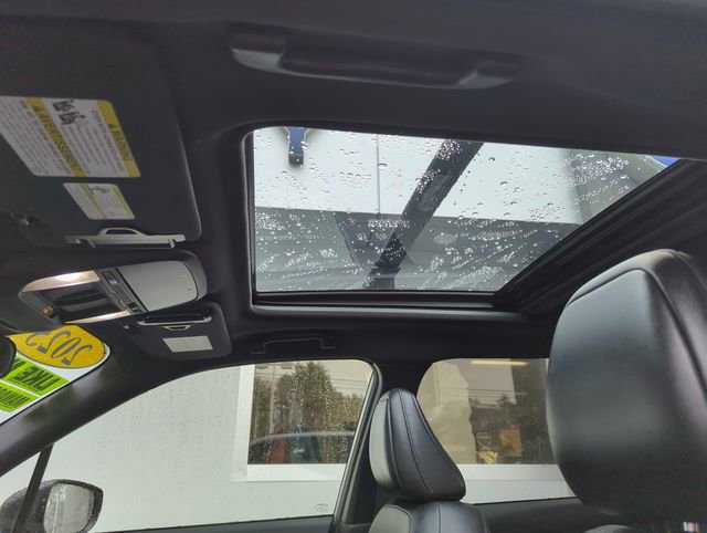 Used 2025 Subaru Forester Limited image 25