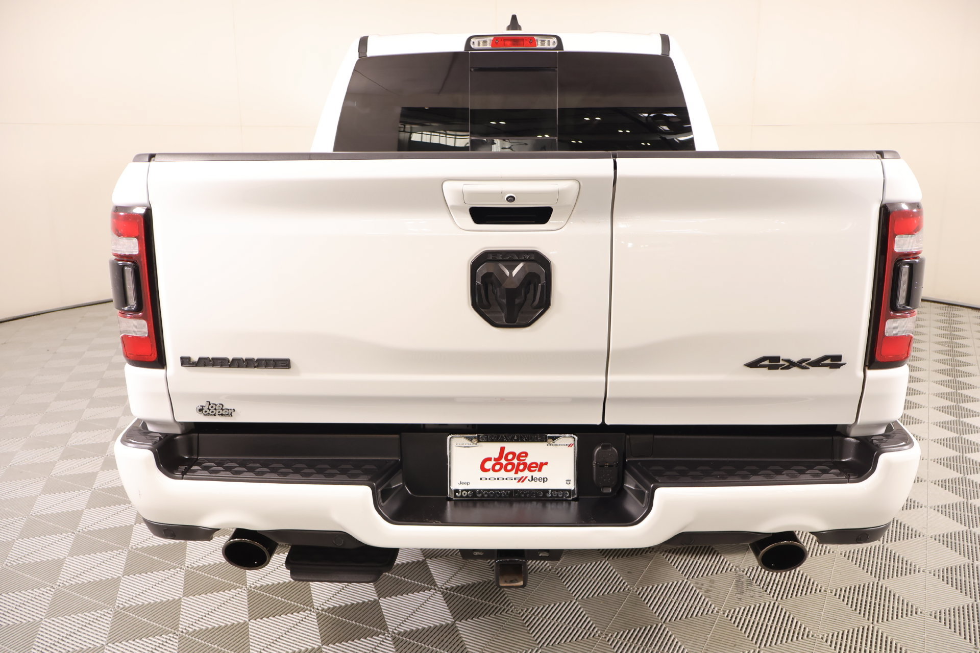 Used 2022 RAM 1500 Laramie AWD/4WD image 22