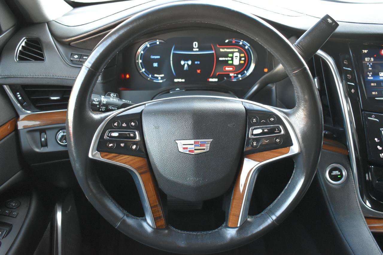 Used 2016 Cadillac Escalade Luxury AWD/4WD image 14