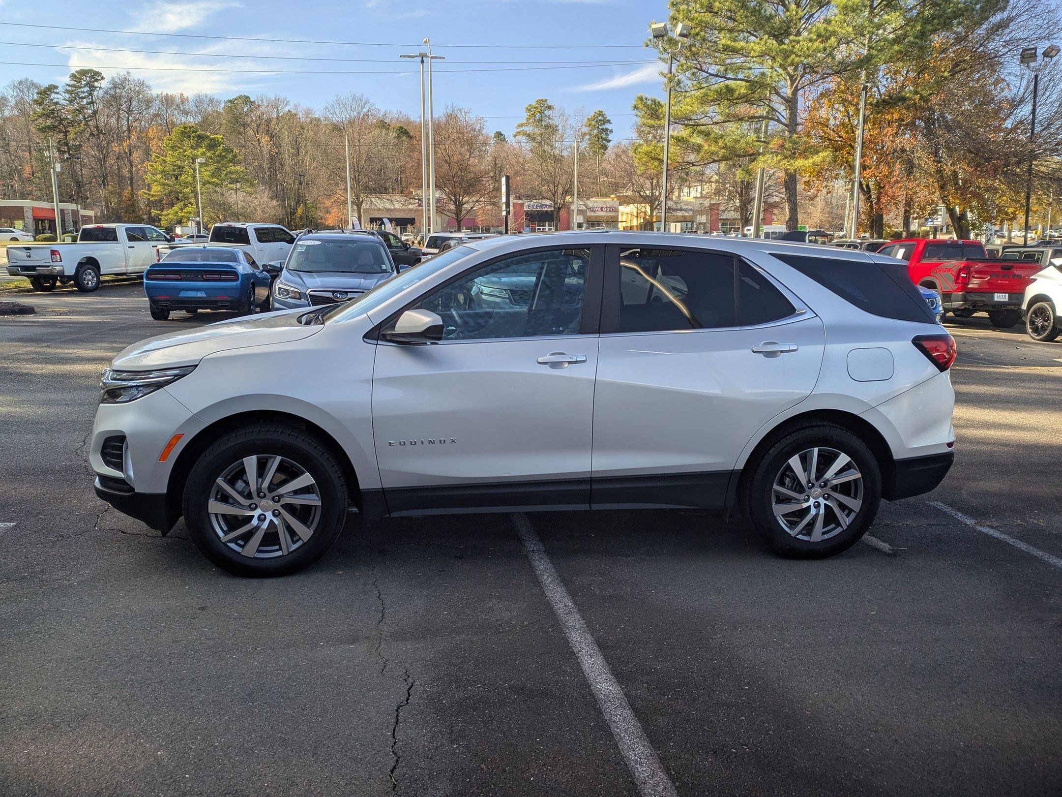 Used 2022 Chevrolet Equinox LT image 8