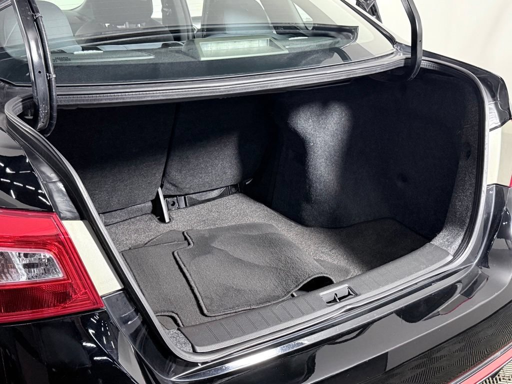 Used 2018 Nissan Sentra NISMO FWD image 30