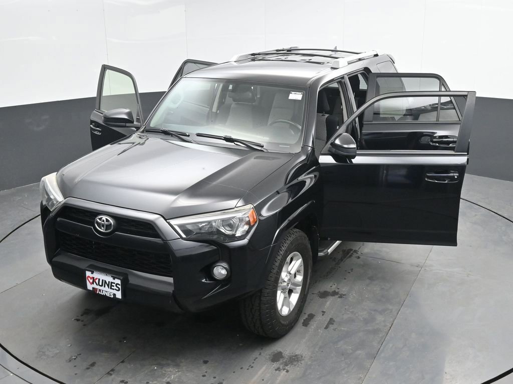 Used 2015 Toyota 4Runner SR5 image 50