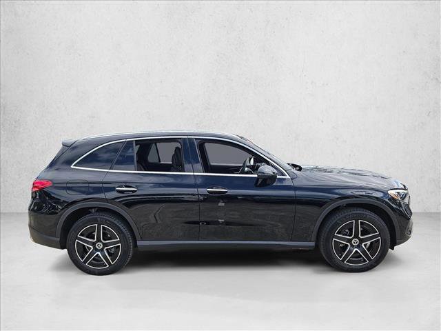 Used 2026 Mercedes-Benz GLC 300 video 4