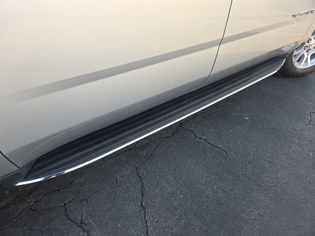 Used 2019 GMC Yukon XL SLT w/ Open Road Package image 21