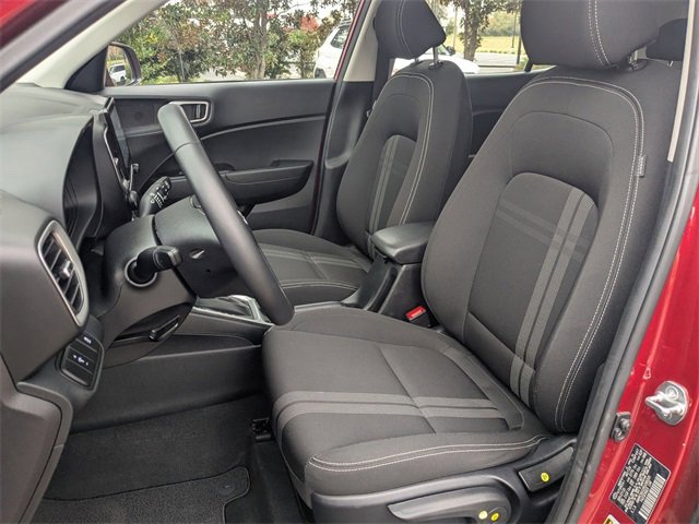 Used 2024 Hyundai Venue SEL image 23