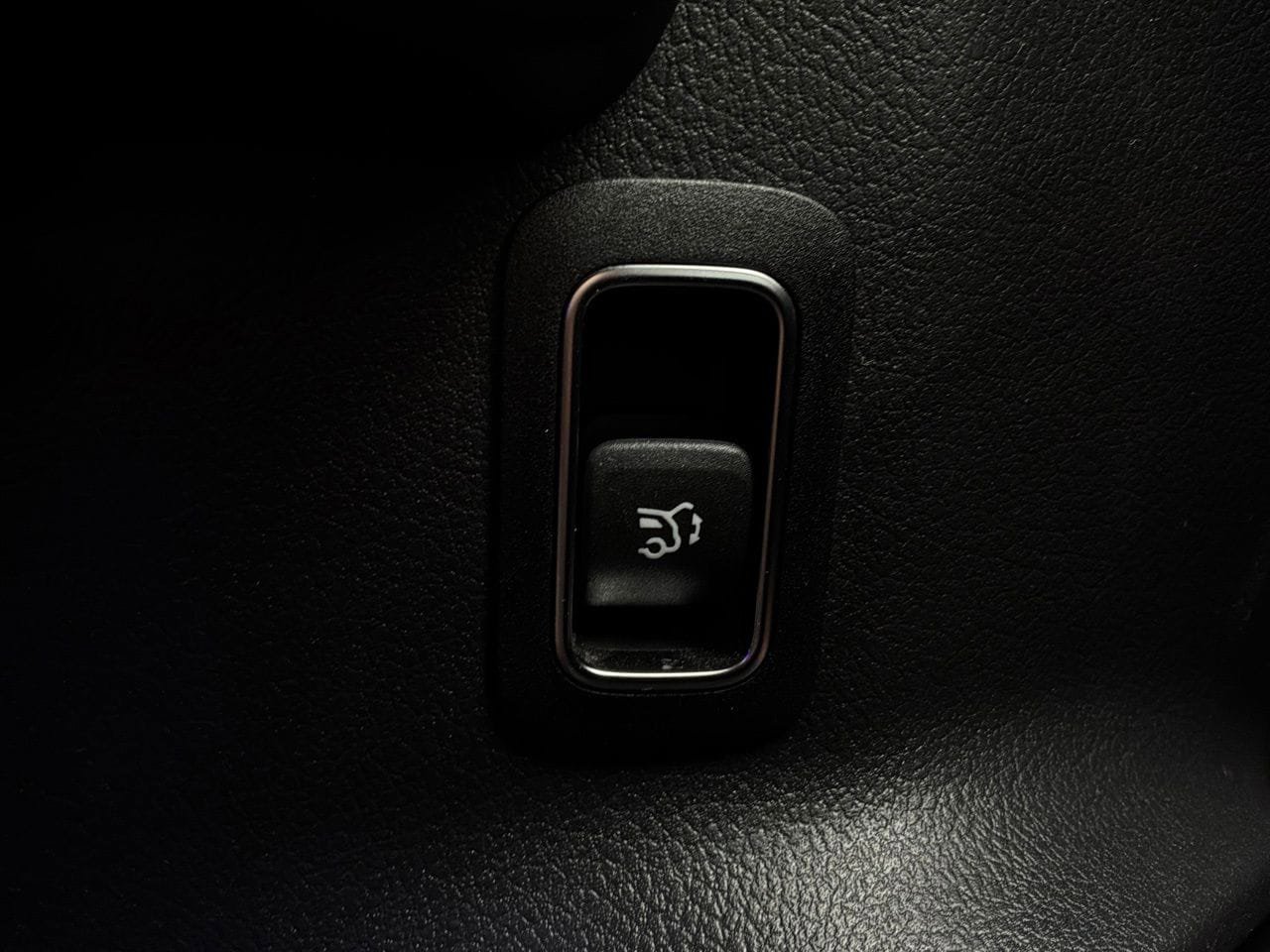 Used 2025 Mercedes-Benz GLA 250 image 25