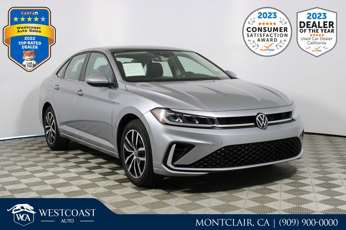 Used 2025 Volkswagen Jetta SE
