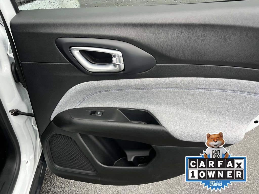 Used 2022 Jeep Compass Latitude w/ Convenience Group image 19