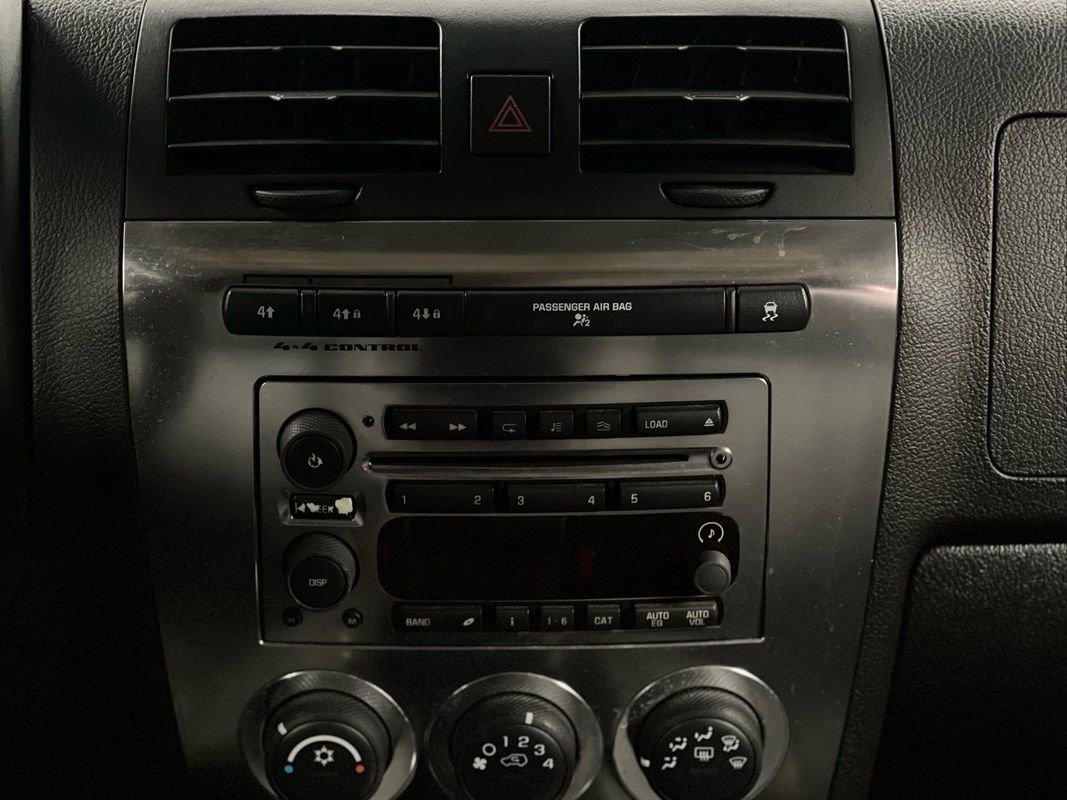 Used 2006 HUMMER H3 Luxury image 28