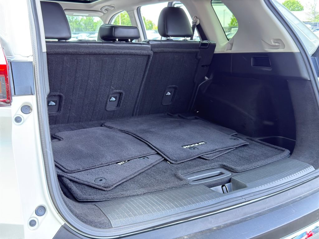 Certified 2023 Nissan Rogue Platinum AWD/4WD image 33