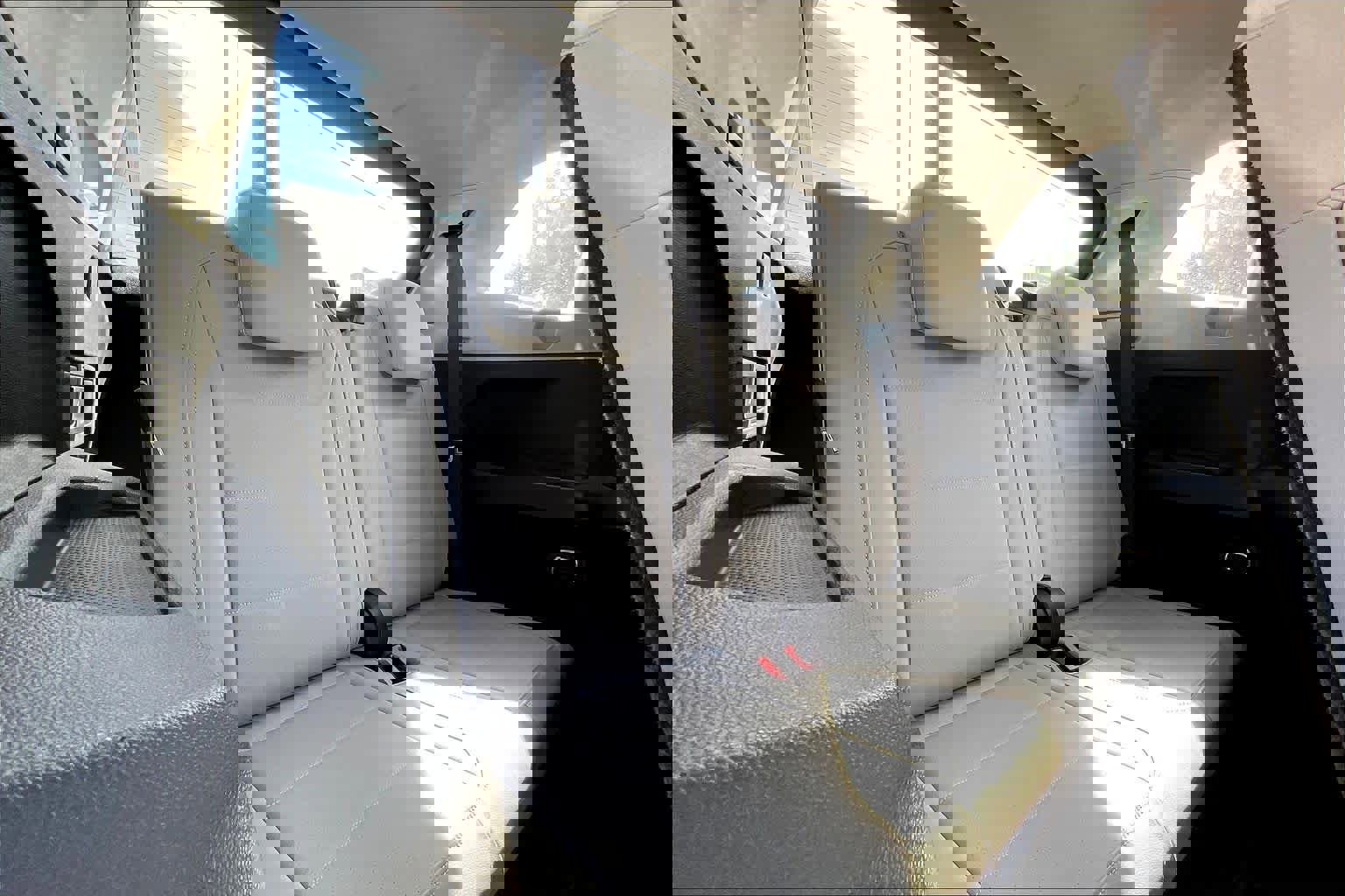 Used 2019 Volkswagen Tiguan SE w/ Panoramic Sunroof Package image 26