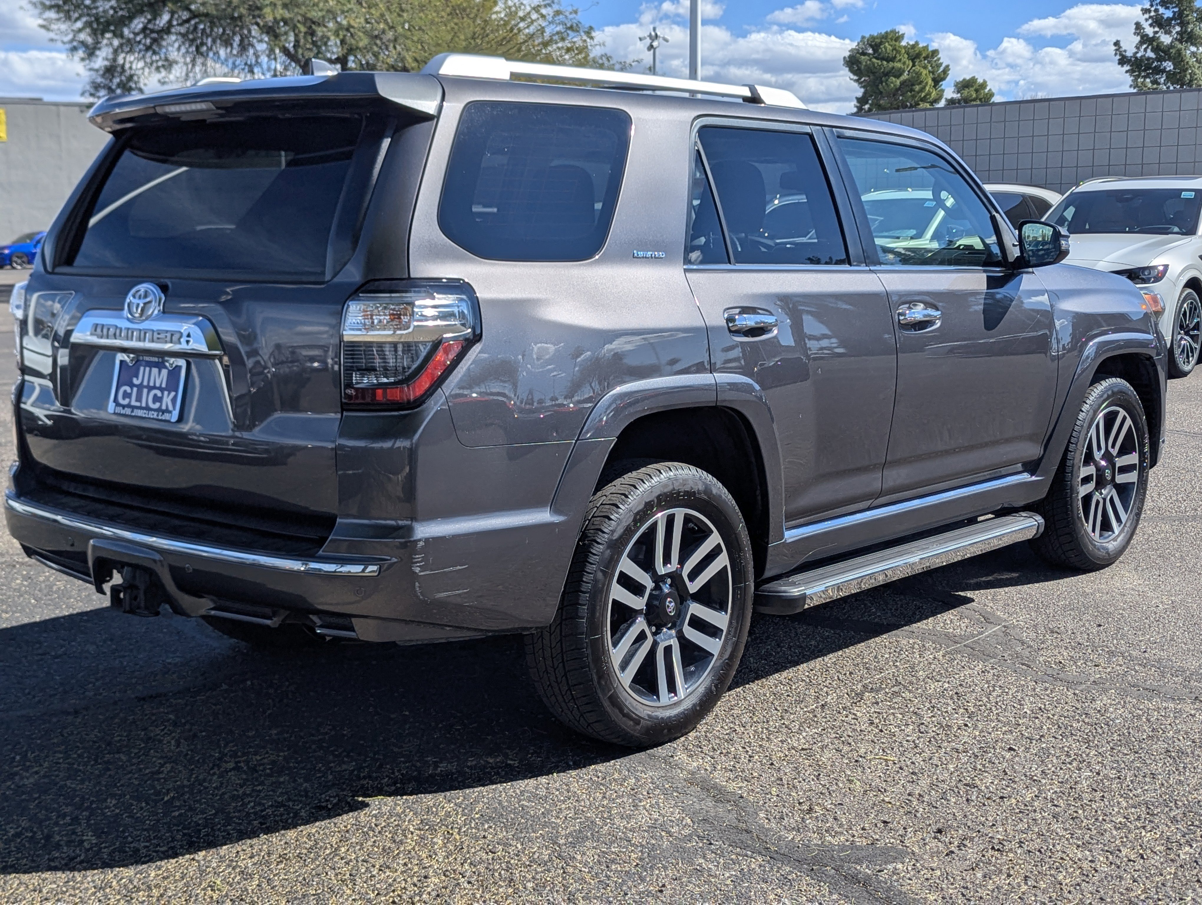 Used 2018 Toyota 4Runner Limited image 2