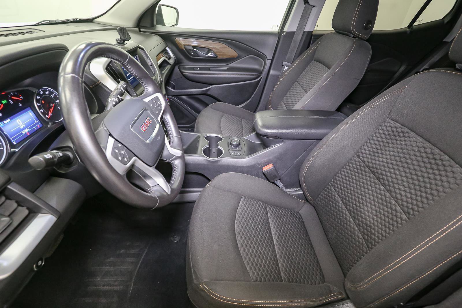 Used 2021 GMC Terrain SLE w/ Driver Convenience Package image 47