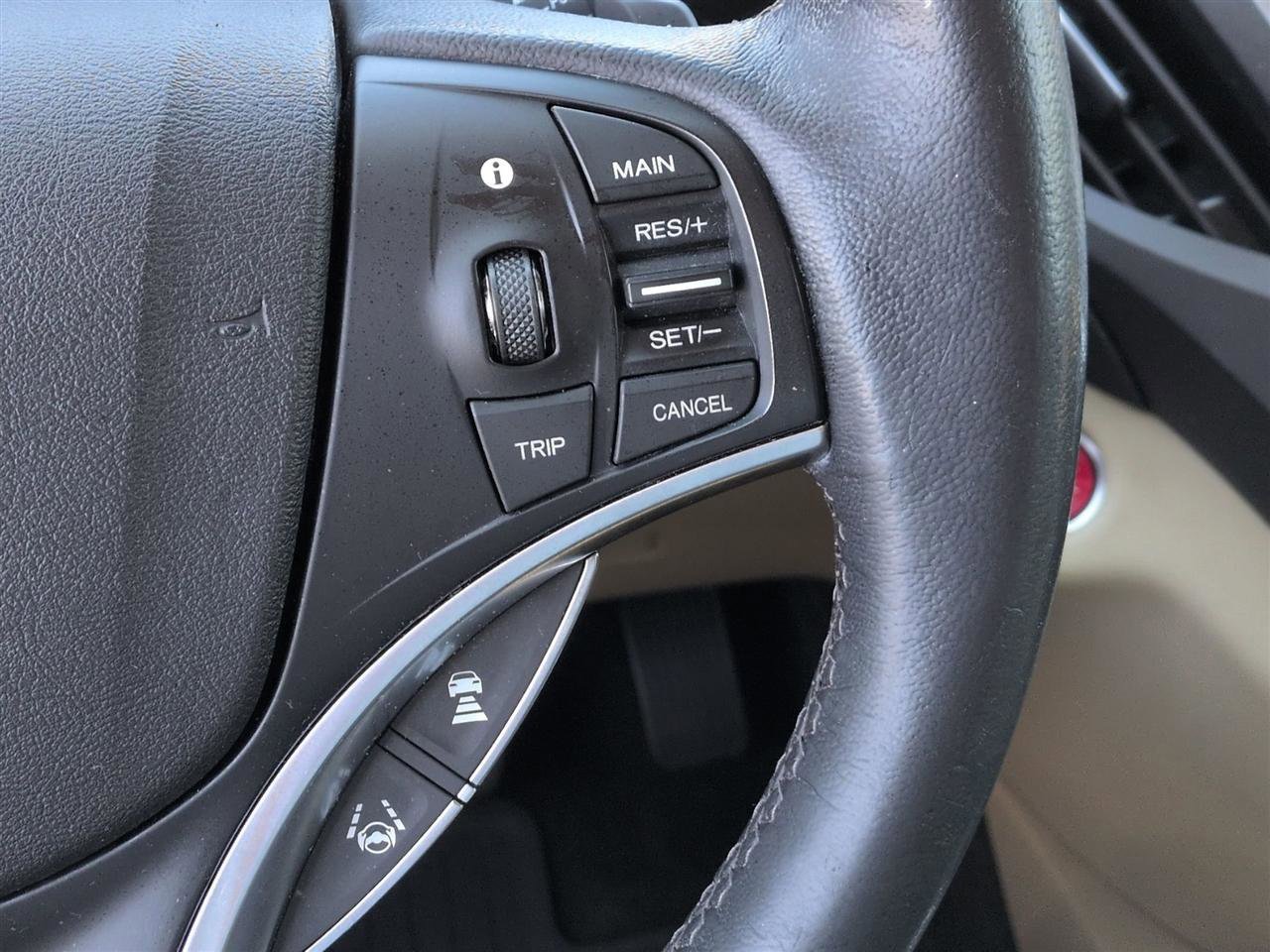 Used 2016 Acura MDX FWD image 19