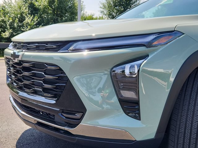 New 2026 Chevrolet Trax ACTIV w/ Sunroof Package FWD image 10