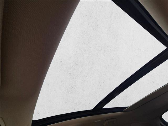 Used 2023 Acura MDX SH-AWD image 11