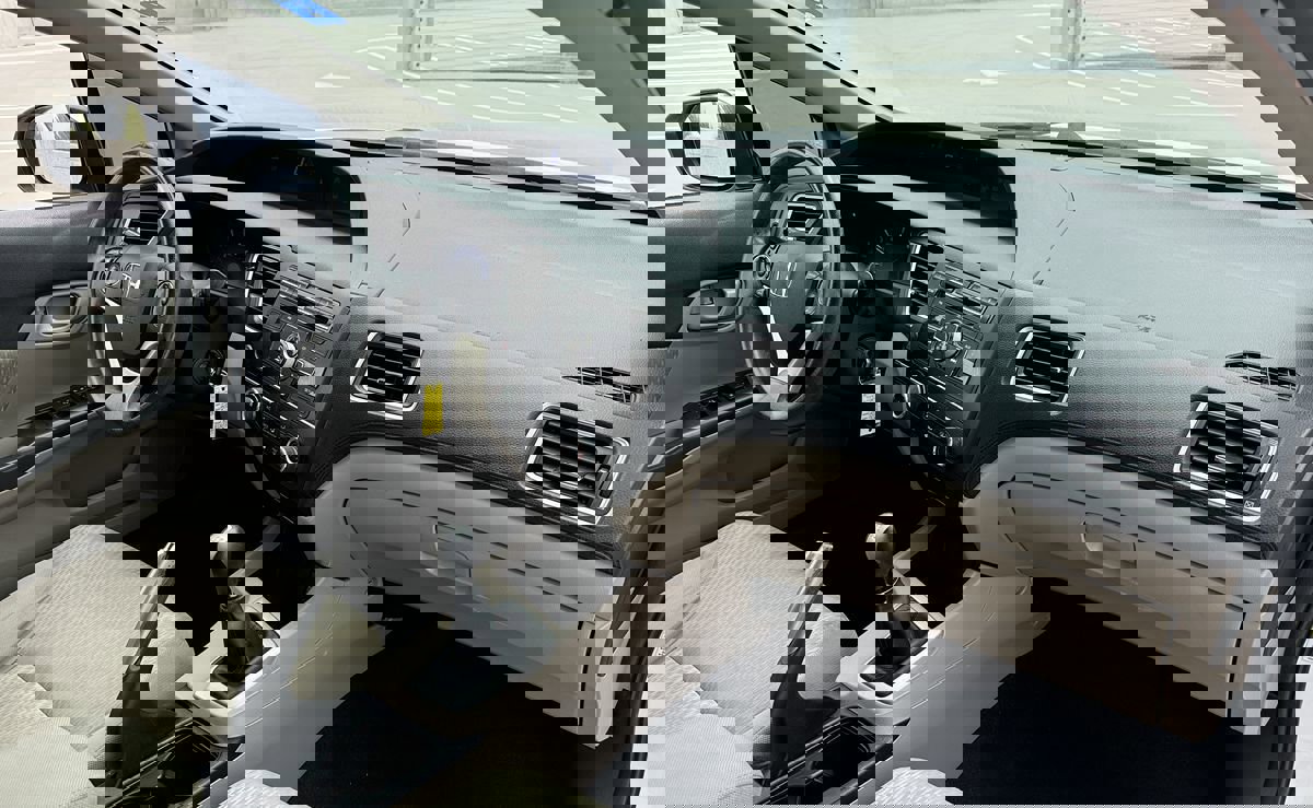 Used 2015 Honda Civic LX image 5