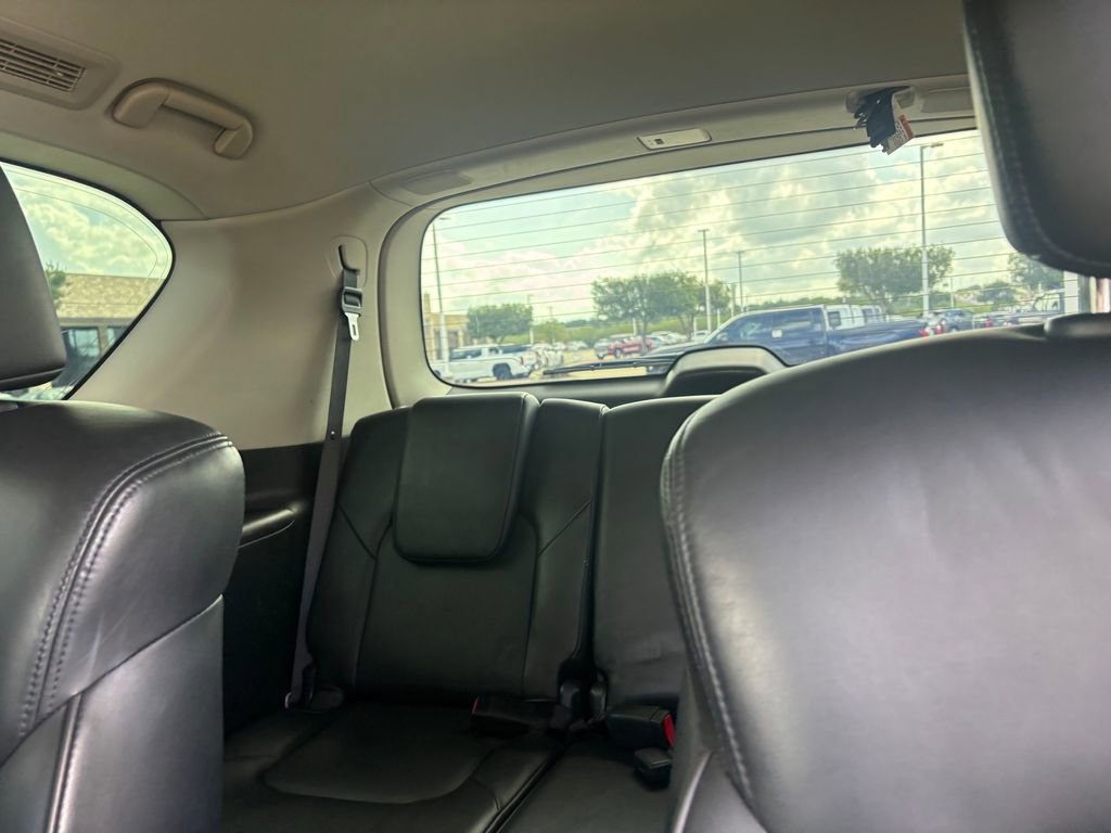 Used 2021 Nissan Armada SL w/ Captain's Chairs Package RWD image 30